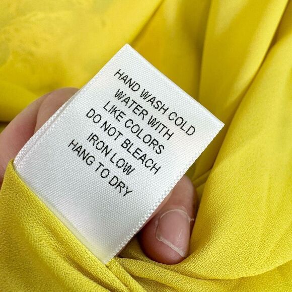 Luxxel Maxi Dress Women Small Yellow Floral Ruffle New Slit Open Back beachy - Picture 7 of 13